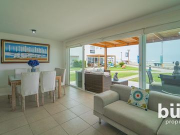 LINDA CASA DE PLAYA EN VENTA CON VISTA AL MAR, 1RA FILA, ASIA DEL SUR