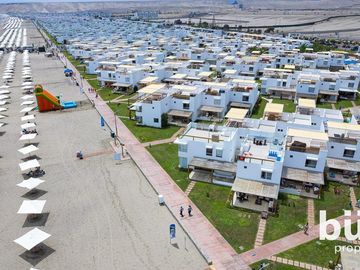 LINDA CASA DE PLAYA EN VENTA CON VISTA AL MAR, 1RA FILA, ASIA DEL SUR