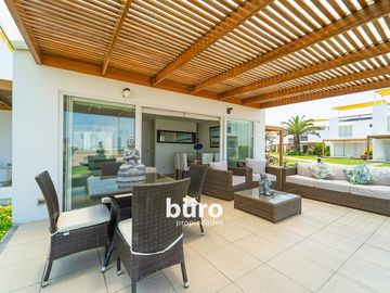 LINDA CASA DE PLAYA EN VENTA CON VISTA AL MAR, 1RA FILA, ASIA DEL SUR