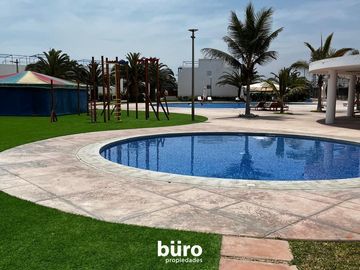 LINDA CASA DE PLAYA EN VENTA CON VISTA AL MAR, 1RA FILA, ASIA DEL SUR