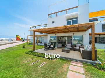 LINDA CASA DE PLAYA EN VENTA CON VISTA AL MAR, 1RA FILA, ASIA DEL SUR