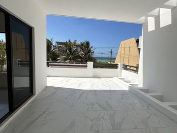 CASA EN VENTA EN LA PLAYA  EN SEGUNDA FILA EN SAN BENITO YUCATAN