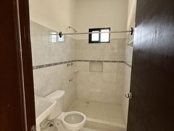 CASA EN VENTA EN LA PLAYA  EN SEGUNDA FILA EN SAN BENITO YUCATAN