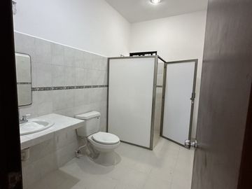 CASA EN VENTA EN LA PLAYA  EN SEGUNDA FILA EN SAN BENITO YUCATAN