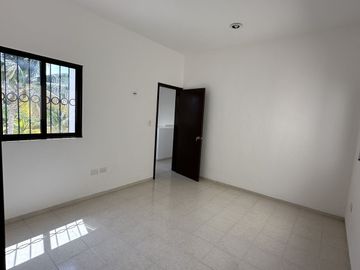 CASA EN VENTA EN LA PLAYA  EN SEGUNDA FILA EN SAN BENITO YUCATAN