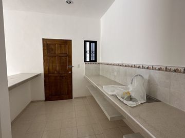 CASA EN VENTA EN LA PLAYA  EN SEGUNDA FILA EN SAN BENITO YUCATAN