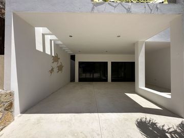 CASA EN VENTA EN LA PLAYA  EN SEGUNDA FILA EN SAN BENITO YUCATAN