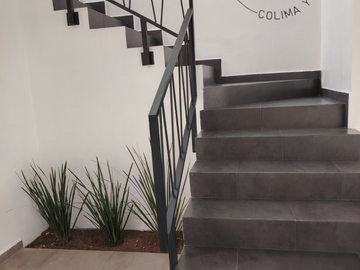 HERMOSA CASA EN COLINA DEL REAL