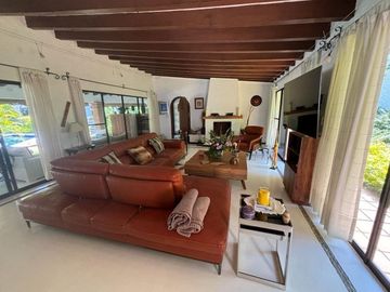 Vendo Casa Pino Col. Rancho Cortes Cuernavaca Mor.