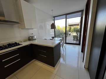 CASA EN CONDOMINIO NO PERIMETRAL SEGURIDAD 24/7