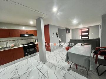 CASA EN VENTA EN FRACCIONAMIENTO VILLAS DEL SOL