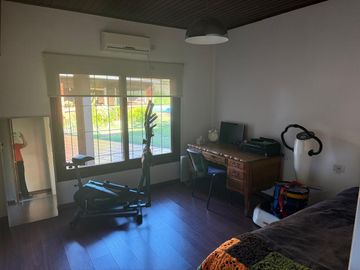 CASA EN ALQUILER. VENTA, APTA CREDITO, ACEPTA PERMUTA