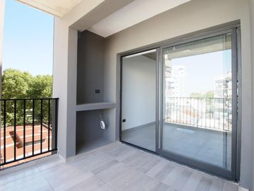 Departamento dos ambientes en venta - Floresta