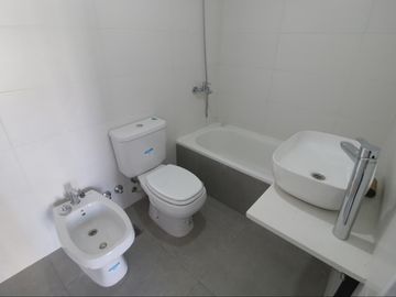 Departamento dos ambientes en venta - Floresta