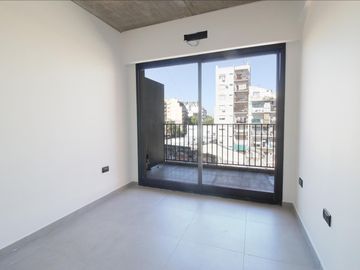 Departamento dos ambientes en venta - Floresta