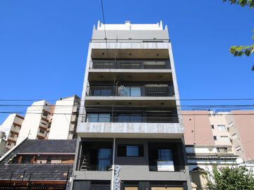 Departamento dos ambientes en venta - Floresta