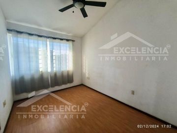 CASA EN VENTA EN CAÑADAS DEL BOSQUE