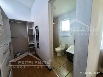 CASA EN VENTA EN CAÑADAS DEL BOSQUE