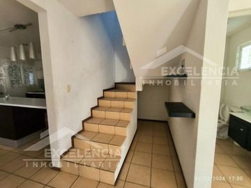 CASA EN VENTA EN CAÑADAS DEL BOSQUE