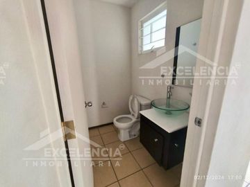 CASA EN VENTA EN CAÑADAS DEL BOSQUE