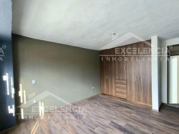 CASA EN VENTA EN CONGRESO CONSTITUYENTES
