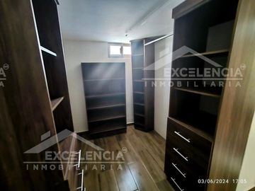 CASA EN VENTA EN CONGRESO CONSTITUYENTES