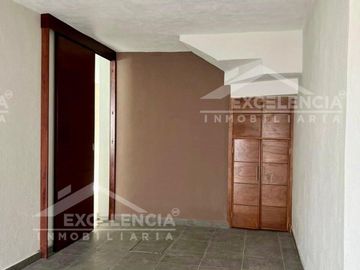 CASA EN VENTA EN CONGRESO CONSTITUYENTES