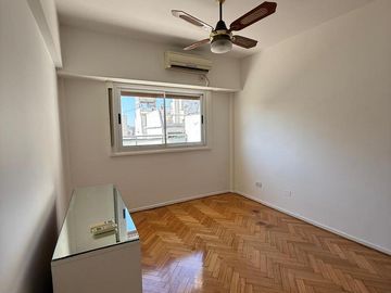 Departamento de 2 ambientes en  venta, en Almagro