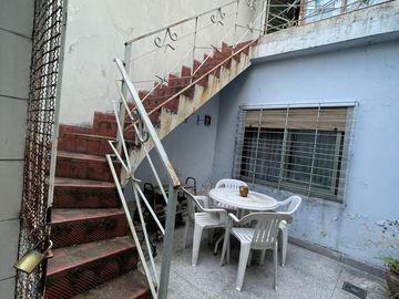 PH en  venta de 3 ambientes con patio y terraza - Wilde