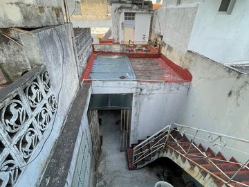PH en  venta de 3 ambientes con patio y terraza - Wilde