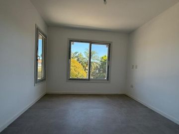 Venta Depto 3 amb c/cochera Pozo. Financia! Oportunidad de Inversión! San Isidro