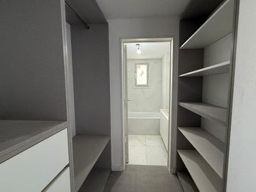 Venta Depto 3 amb c/cochera Pozo. Financia! Oportunidad de Inversión! San Isidro