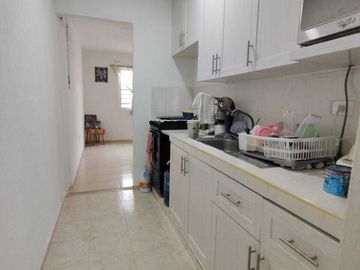 VENTA CASA EN ALMENDROS CAUCEL