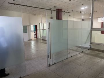 Casa, oficinas y salon de fiestas en Nezahualcóyotl