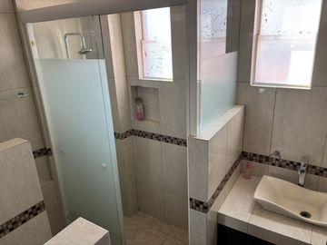 Casa, oficinas y salon de fiestas en Nezahualcóyotl
