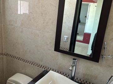 Casa, oficinas y salon de fiestas en Nezahualcóyotl