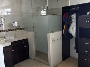 Casa, oficinas y salon de fiestas en Nezahualcóyotl
