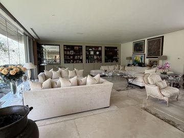 CASA DE UNA SOLA PLANTA EN VENTA EN LAS CALZADAS