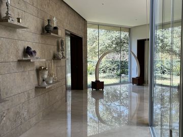 CASA DE UNA SOLA PLANTA EN VENTA EN LAS CALZADAS