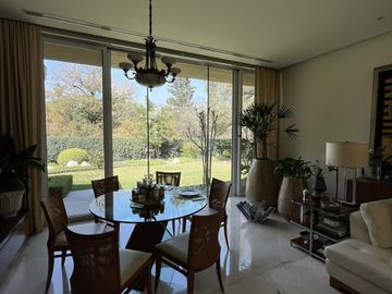CASA DE UNA SOLA PLANTA EN VENTA EN LAS CALZADAS