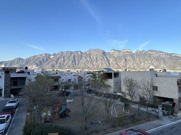 CASA EN VENTA RESIDENCIAL LA HUASTECA