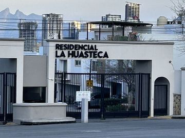 CASA EN VENTA RESIDENCIAL LA HUASTECA