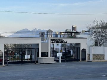 CASA EN VENTA RESIDENCIAL LA HUASTECA