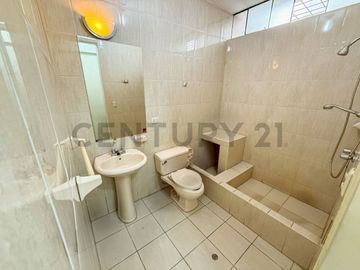 VENTA DE DEPARTAMENTO PRIMER PISO - ATE