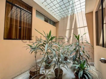 VENTA DE DEPARTAMENTO PRIMER PISO - ATE