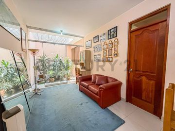VENTA DE DEPARTAMENTO PRIMER PISO - ATE