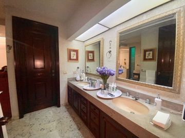 Casa en Venta Del Valle, SPGG N.L