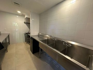 Se vende departamento amueblado en Anthea, Yucatán Country Club.