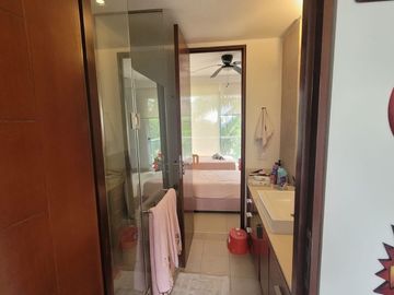Se vende departamento amueblado en Anthea, Yucatán Country Club.