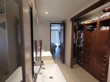 Se vende departamento amueblado en Anthea, Yucatán Country Club.